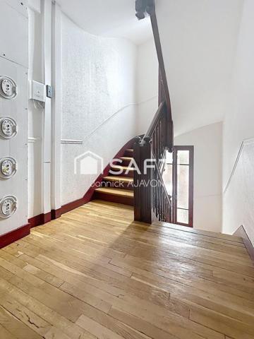 2 pièces 33 m2 proche du métro Mairie de montreuil (ligne 9)