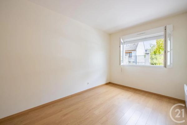 Appartement Duplex à vendre  3 pièces - 65,19 m 2   VIGNEUX SUR SEINE  - 91