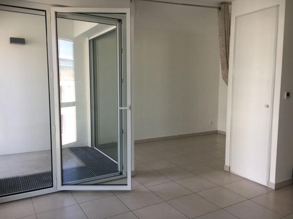 Appartement à louer Nantes : 1 pièces, 31m² avec 0 chambre(s) à 520€ - AJP Immobilier Nantes Est