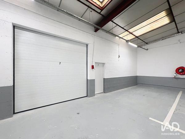 Location local d’activité 43 m² Brie-Comte-Robert