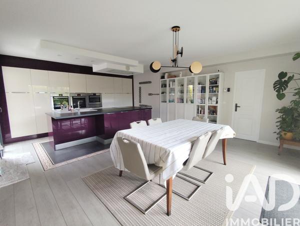 Maison à vendre 9 pièces 220 m² Rambouillet