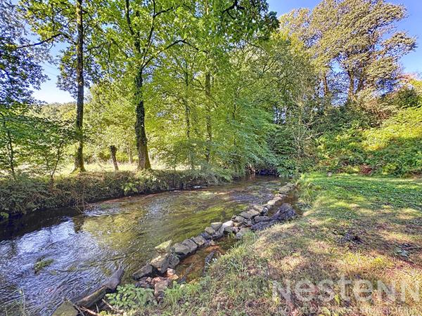 Environnement naturel pour cette belle maison de famille, 250m², 6 chambres, terrain de 9500m² - Inzinzac-Lochrist