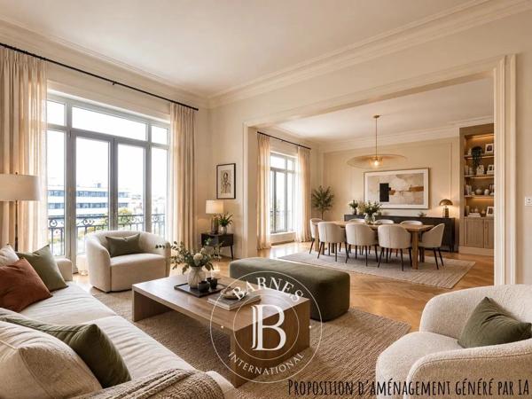 Tourcoing, Appartement 7 Chambres -  247 m² à vendre