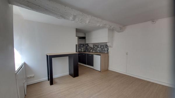 Location appartement Saint-Brieuc - 1 pièce(s) - 19 m² - 350 €/mois
