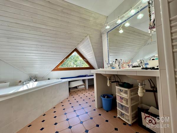 3%.COM -En EXCLUSIVITÉ À ACHENHEIM, Maison individuelle de 2002, 4 chambres, 1 jardin, 1 piscine  Achenheim (67204)