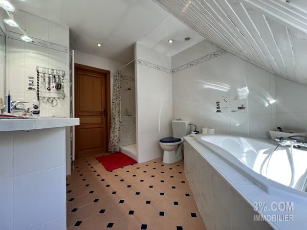 3%.COM -En EXCLUSIVITÉ À ACHENHEIM, Maison individuelle de 2002, 4 chambres, 1 jardin, 1 piscine  Achenheim (67204)