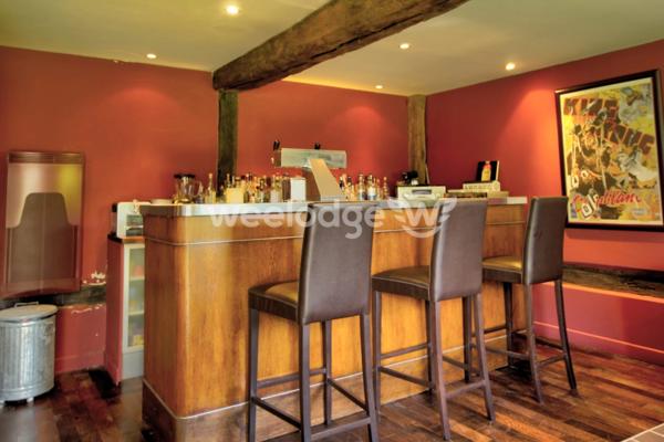 Maison à vendre 12 pièces de 326 m² à Lisieux