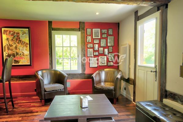 Maison à vendre 12 pièces de 326 m² à Lisieux