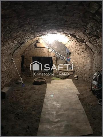 Maison de Ville de 105 m² avec 4 Chambres et Cave