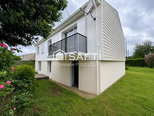 Maison individuelle familiale avec sous-sol aménagé et grand garage