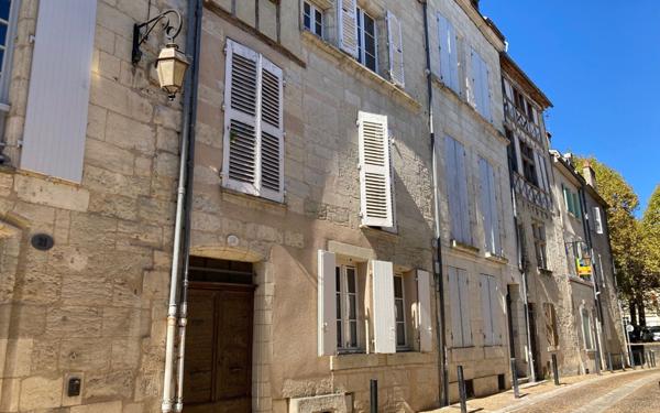 Appartement à louer    4 pièces •  Périgueux