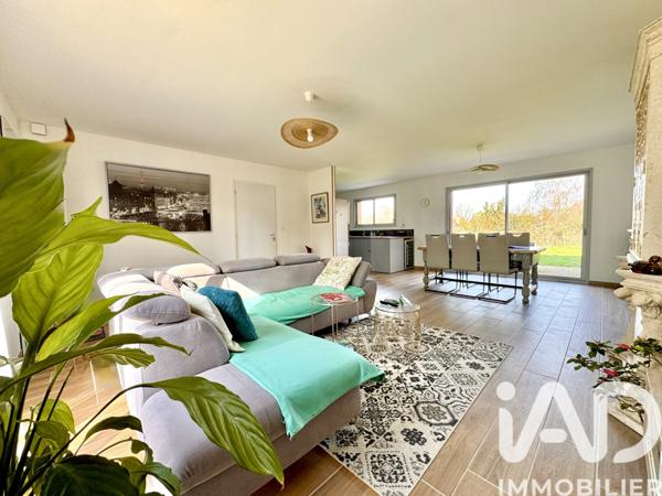 Maison à vendre 5 pièces 107 m² Saint-Amand-en-Puisaye