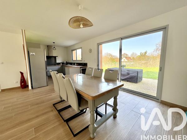 Maison à vendre 5 pièces 107 m² Saint-Amand-en-Puisaye