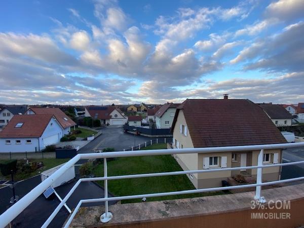 3%.COM Très beau F2 avec terrasse, cave et garage Wingersheim (67170)
