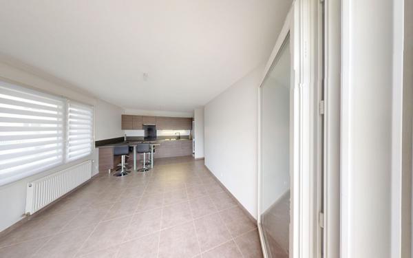 Appartement à louer    3 pièces •  Vaulx-en-Velin