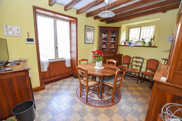 Maison à SABLE-SUR-SARTHE, 72300 - 5 pièces 120m²