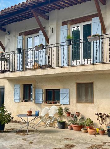 Eyguières (13430) Propriété d'exception - 600 m² habitables - 6,4 hectares