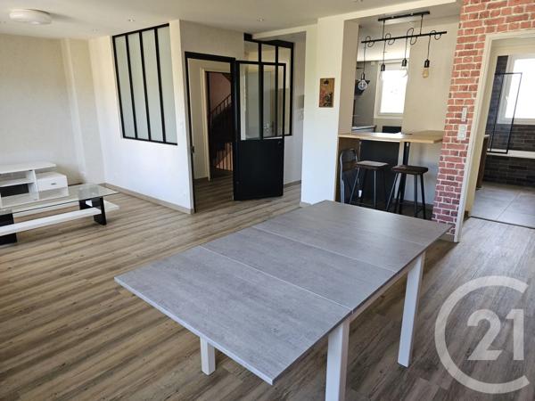 Appartement F4 à vendre  4 pièces - 94,12 m 2   LONS LE SAUNIER  - 39