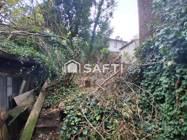 Idéal investisseurs, marchands, promoteurs, maison de ville à transformer, 3 logements possibles