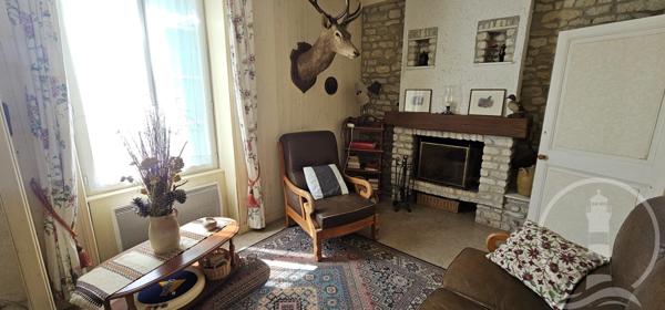 Maison de charme au cœur du village.