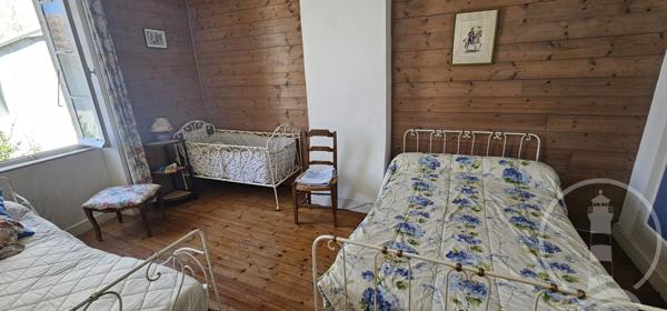 Maison de charme au cœur du village.