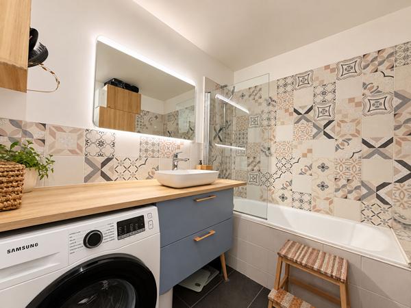 PARIS 14e  PLAISANCE  3 PIÈCES DE 70 M² AVEC LOGGIA