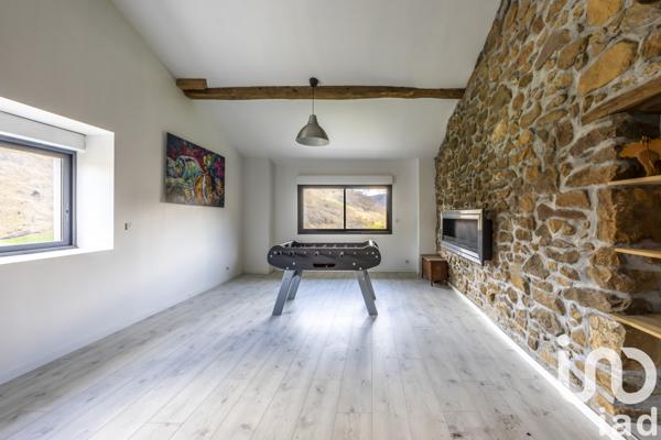 Maison à vendre 5 pièces 240 m² Saint-Martin-d'Arrossa