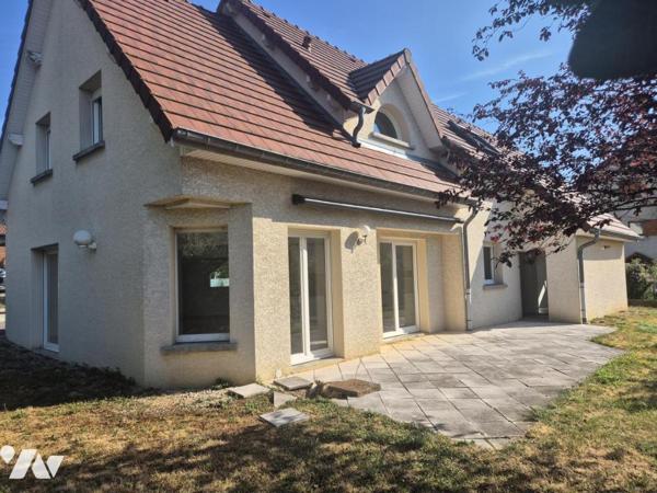 MAISON SUR TERRAIN DE 630M²
