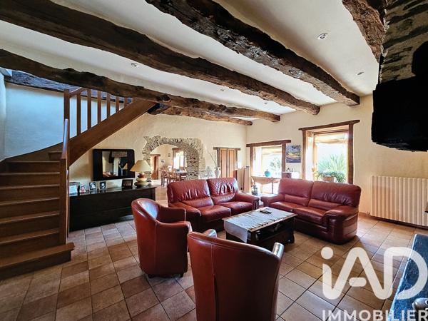 Maison à vendre 10 pièces 329,75 m² Châteaugiron
