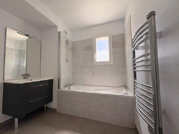 Appartement  LE MÉE VUES Marseilleveyre 3 pièce(s) 61m² Terrasse - Box double