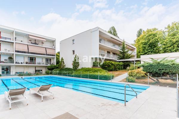 Parking + parking + appartement