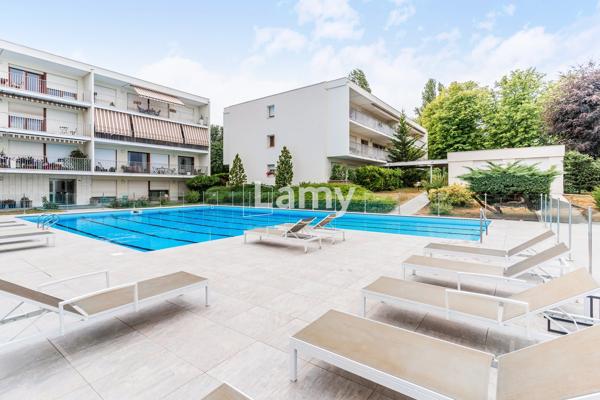 Parking + parking + appartement