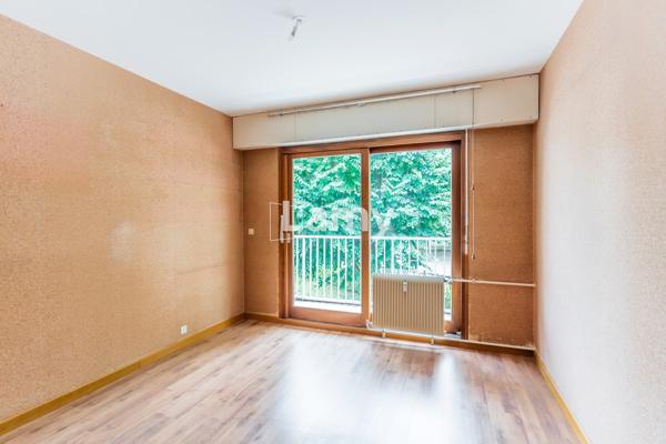 Parking + parking + appartement