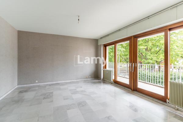 Parking + parking + appartement