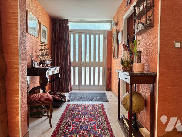 Maison contemporaine dans un cadre verdoyant