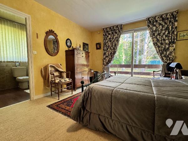 Maison contemporaine dans un cadre verdoyant