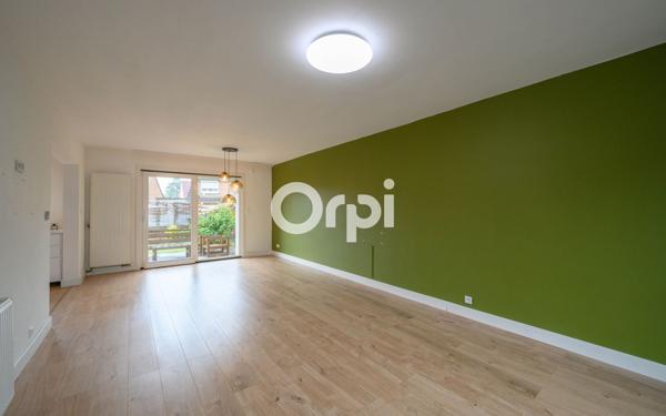 Maison à vendre    4 pièces • 97 m2 Petite-Forêt