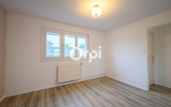 Maison à vendre    4 pièces • 97 m2 Petite-Forêt