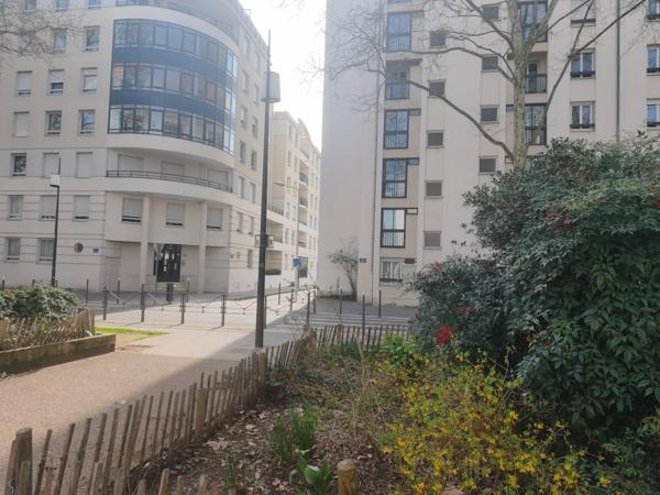 Lyon (69003) Lyon 3 proximité Gare Part-Dieu Grand T2/T3