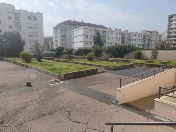 Lyon (69003) Lyon 3 proximité Gare Part-Dieu Grand T2/T3