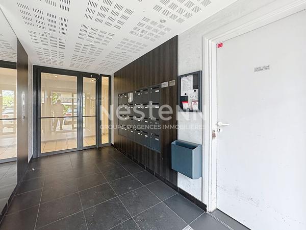 Appartement Antony 3 pièces 61.28 m²  balcon et box