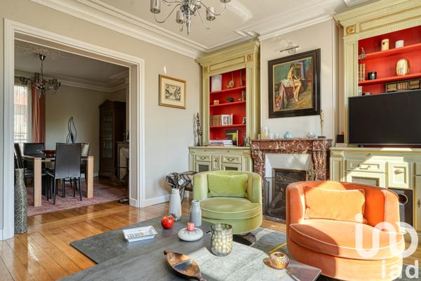 Maison à vendre 6 pièces 180 m² Suresnes