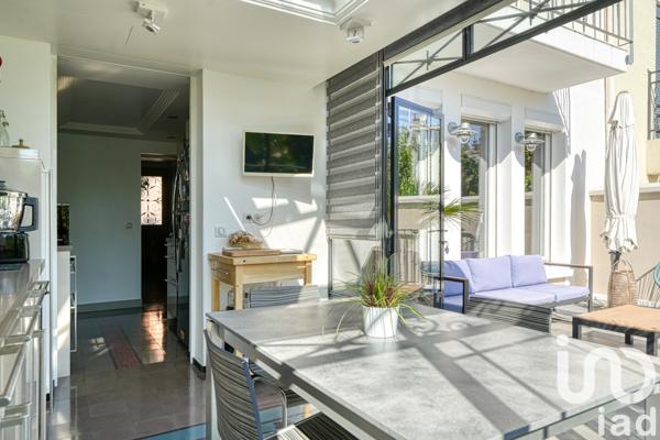 Maison à vendre 6 pièces 180 m² Suresnes