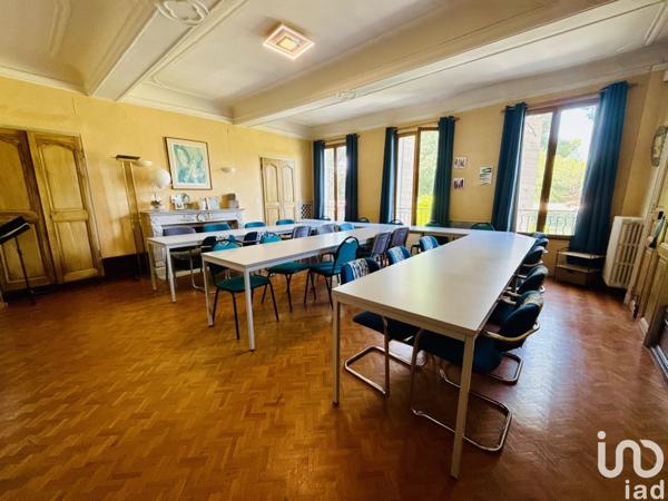 Maison à vendre 11 pièces 1 000 m² Entraigues-sur-la-Sorgue