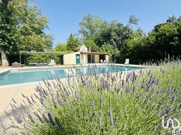 Maison à vendre 11 pièces 1 000 m² Entraigues-sur-la-Sorgue