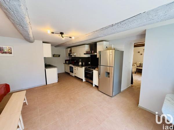 Maison à vendre 11 pièces 1 000 m² Entraigues-sur-la-Sorgue