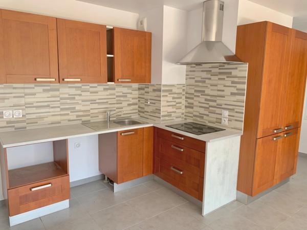 Appartement à vendre 3 pièces FREJUS (83)