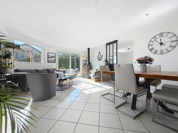 Maison à vendre 6 pièces COLLONGES (01)