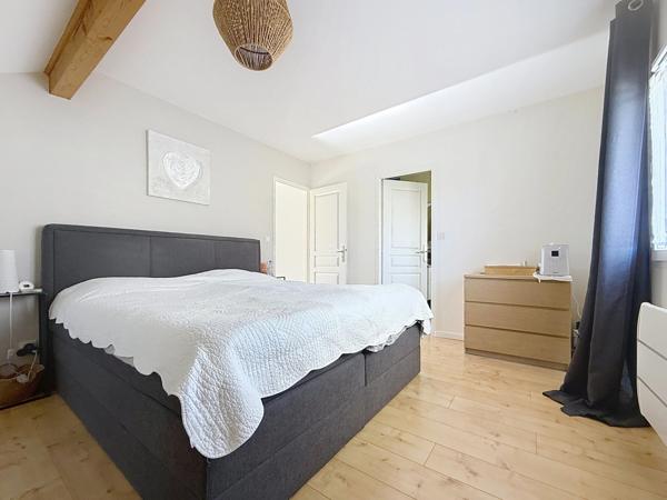 Maison à vendre 6 pièces COLLONGES (01)