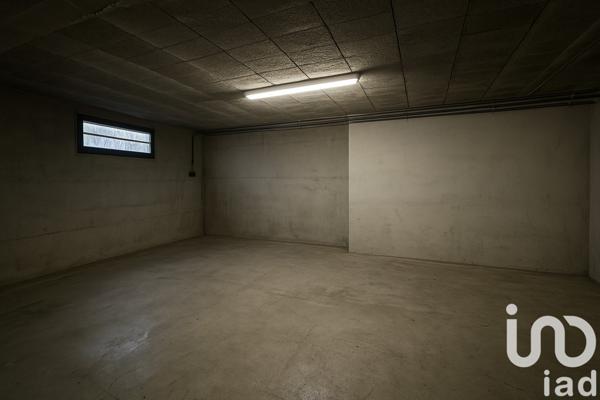 Maison traditionnelle 5 pièces de 117 m² à Presles-en-Brie (77220)